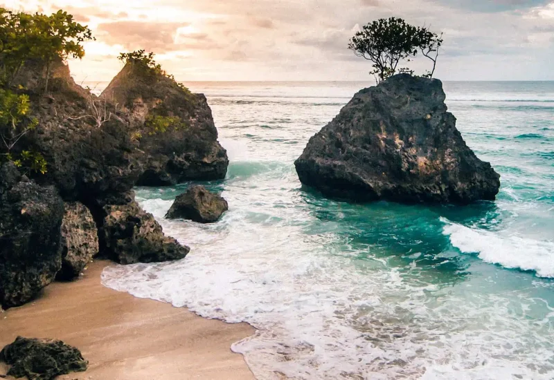 bingin-beach-uluwatu.jpg